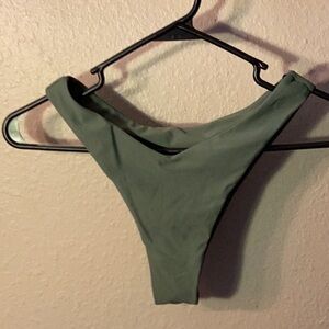 NWOT Zaful military green skimpy bikini bottoms size S. Double layered material